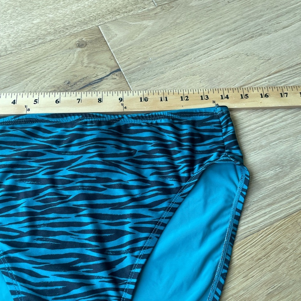 ModCloth bikini bottoms - Picture 3 of 5